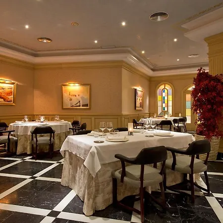 Ipv Palace & - Adults Recommended